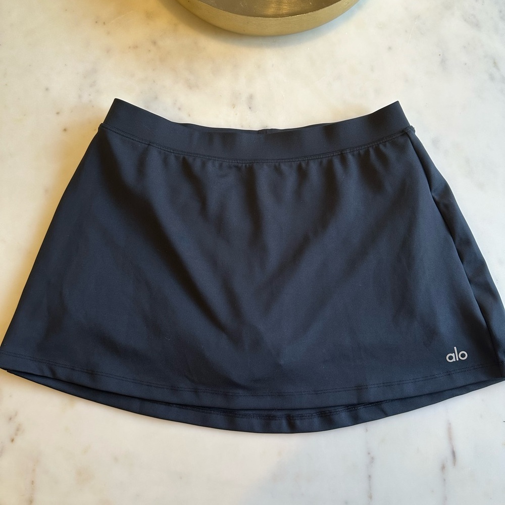 ALO Yoga timeless mini skirt